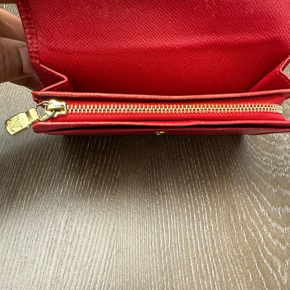 Wallet - Picture 5 of 11